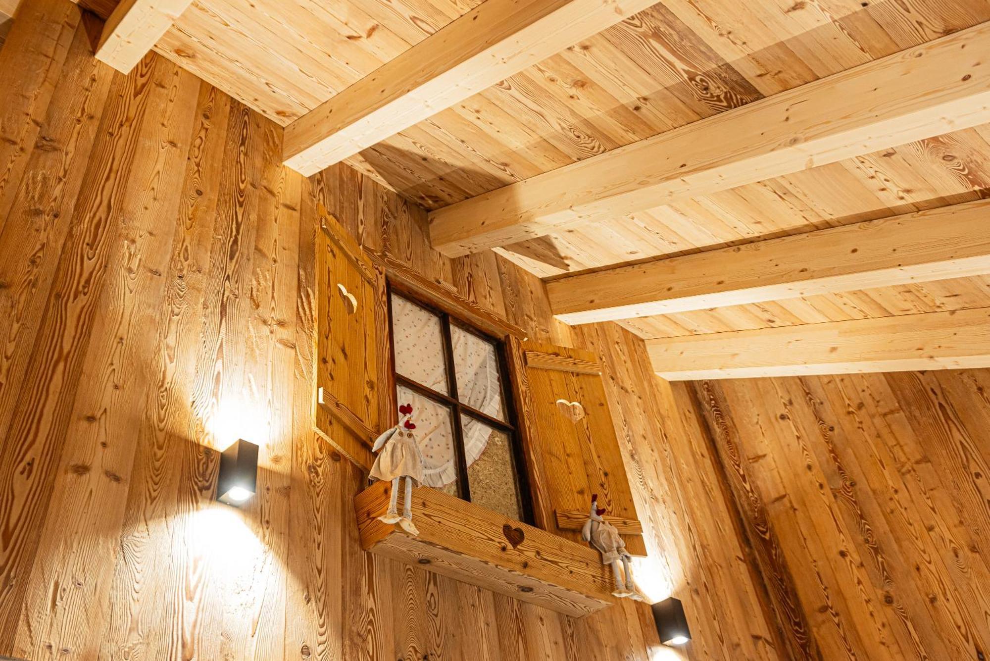 Farm Chalet Jusciara Badia  Exteriör bild