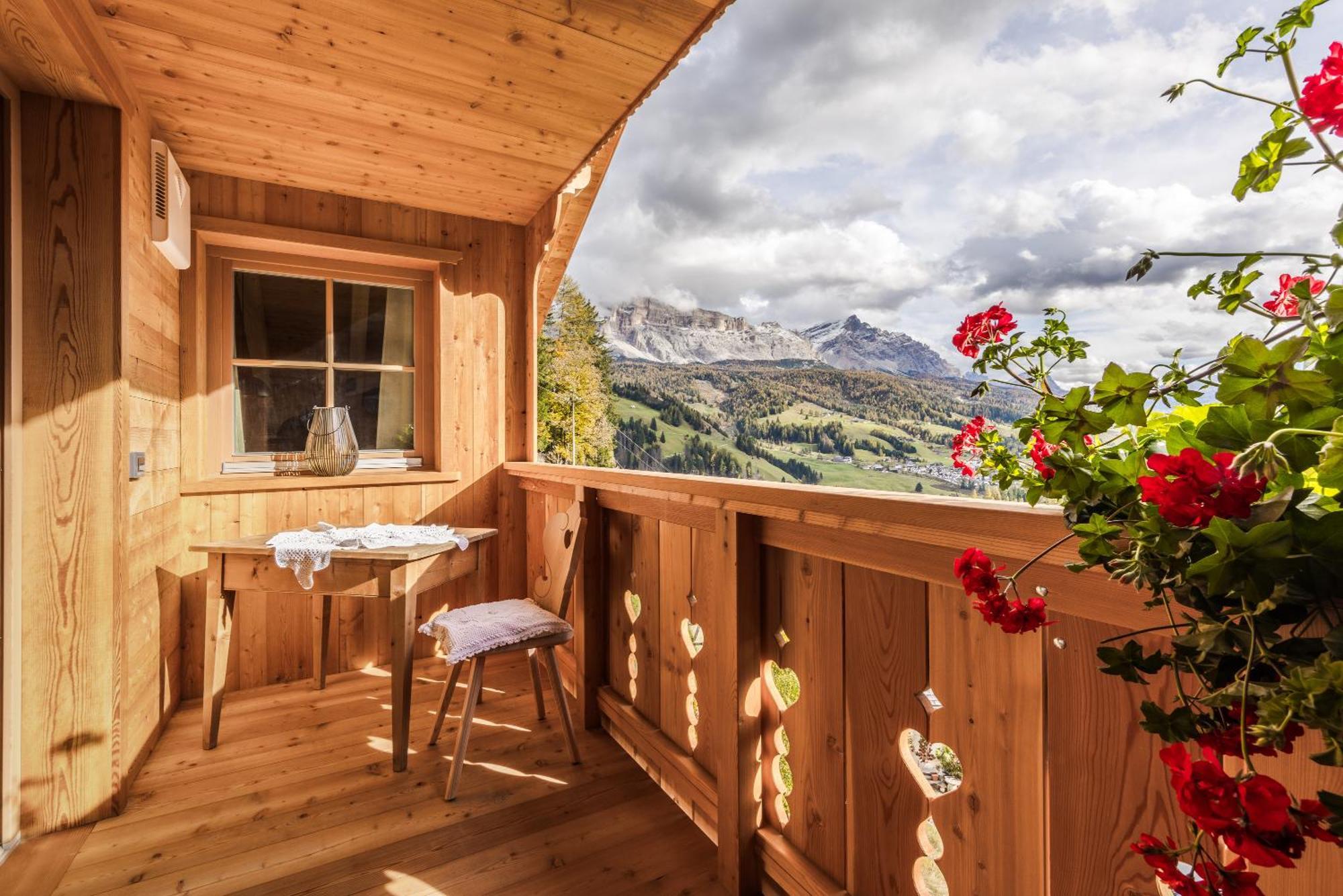 Farm Chalet Jusciara Badia  Exteriör bild